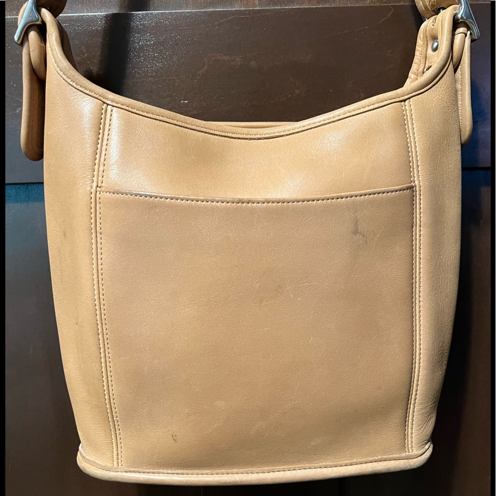 Vintage COACH Tan Leather Slim Duffle Shoulder Bag 9816